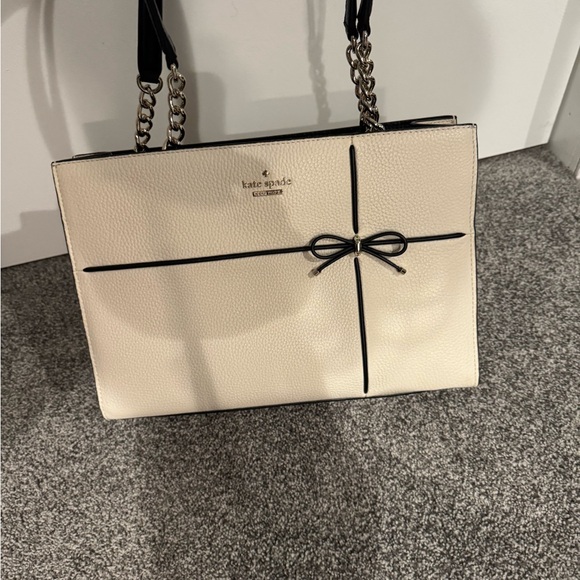 NWOT Kate Spade Cherry Street Phoebe Small Cream & Black NWOT *NEVER USED* - Picture 3 of 8